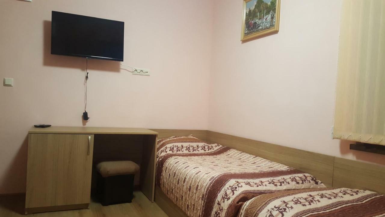Hotel Chilingirovata Kashta Pavel Banja Exteriér fotografie